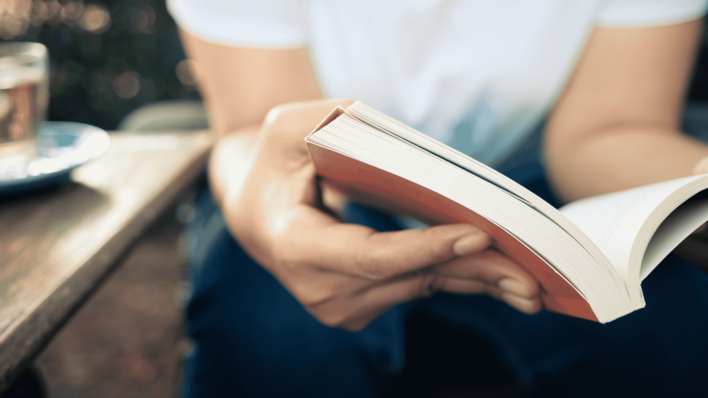 How Reading Improves Mental Health: Top Benefits